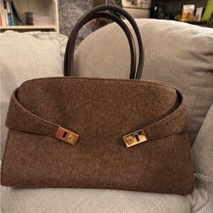 Ferragamo Medium Hug in Wool, Chocolate